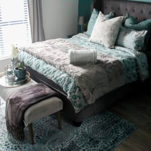 photo-1571508602699-6cddb34f8649